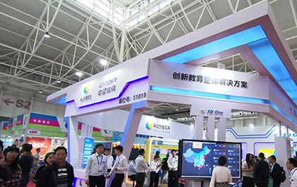 速看！3D One携竞赛、课程衍生套件首次亮相中国教育装备展示会！