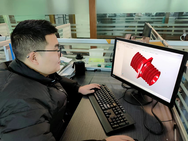 七一电器工程师使用1929cc威尼斯3D进行设计工作